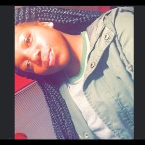 Meet your Posher, Brittany