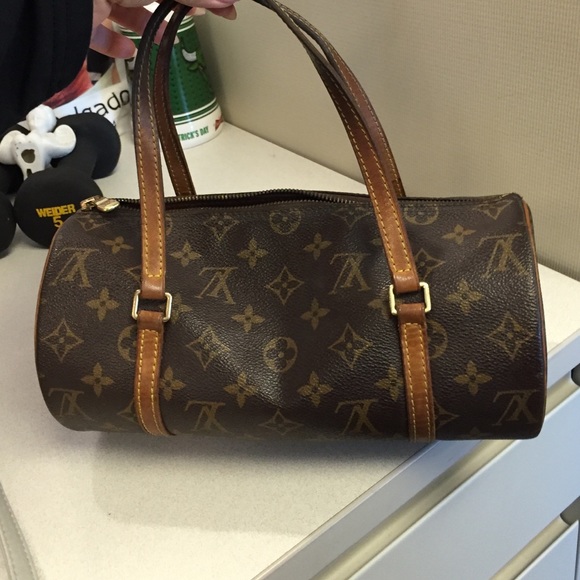 Louis Vuitton Papillon Canvas 26