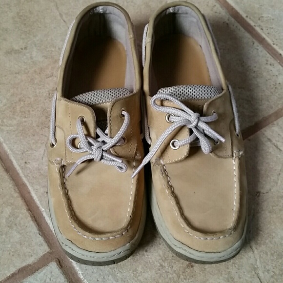 Tommy Hilfiger ladies size 6 1/2