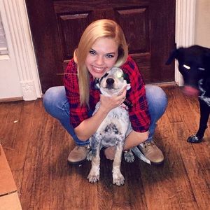 Meet your Posher, Stephanie