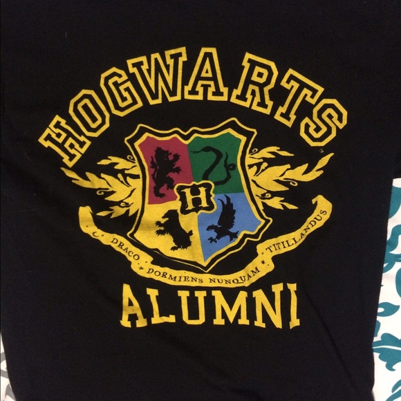 Hogwarts Alumni Tshirt