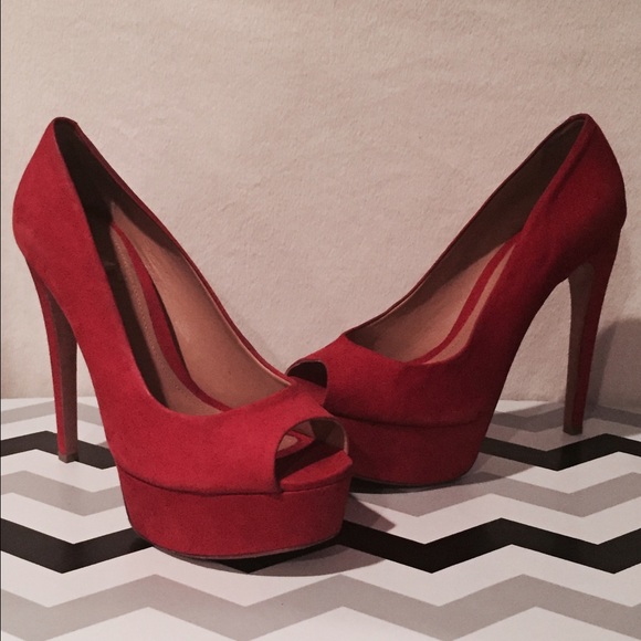 SCHUTZ peep toe platforms size 8