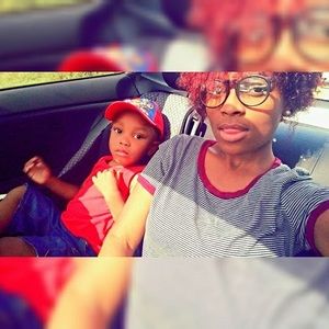 Meet your Posher, Derika