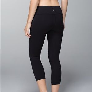 Lululemon Wunder Under Crop Pants!