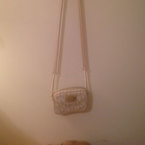 🚫SOLD🚫 Michael Kors vanilla/gold crossbody bag