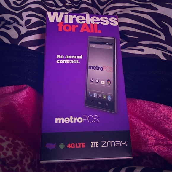 ZTE  ZMAX BLACK