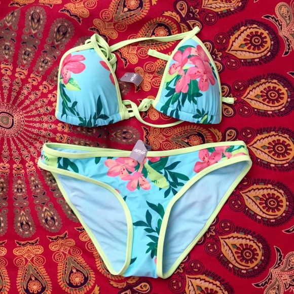 Aerie Floral Bikini 🌺