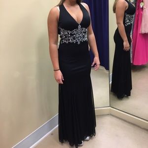 BLACK OPEN BACK LONG PROM DRESS