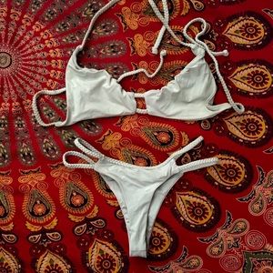 Frankie's Bikinis Set 🐚