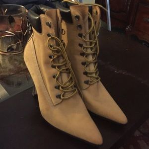 Steve Madden boots