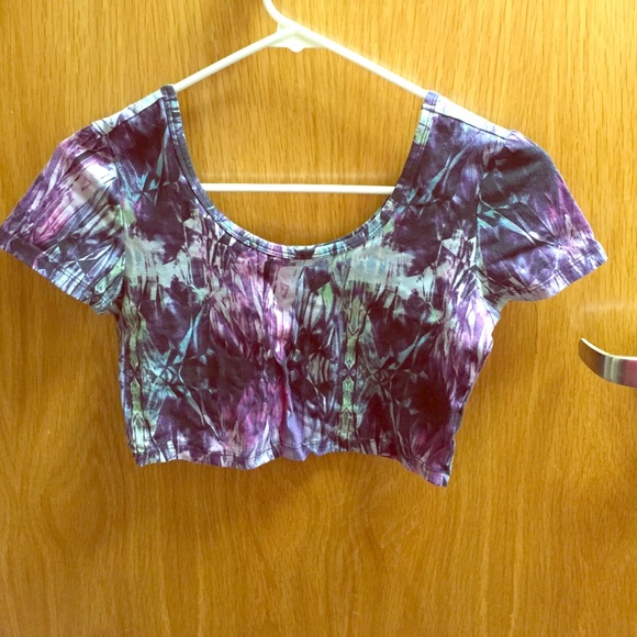 Crop top
