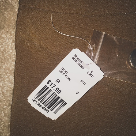 Olive green skort - Picture 4 of 4