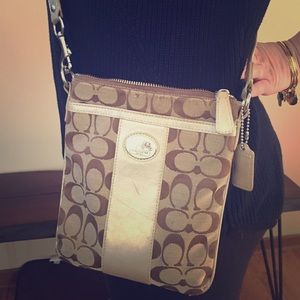 Authentic Coach Cross body purse