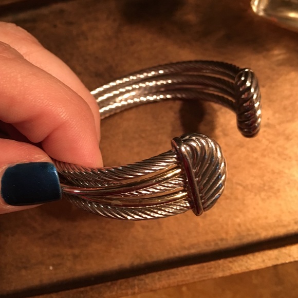 Gorgeous bracelet - Picture 2 of 3