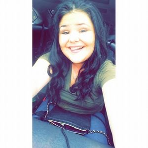 Meet your Posher, Faith