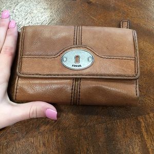 Brown leather fossil wallet