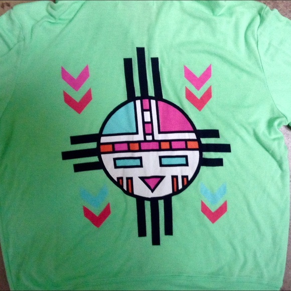 WILDFOX BEACH NATIVE ZIPUP HOODIE - Picture 3 of 4