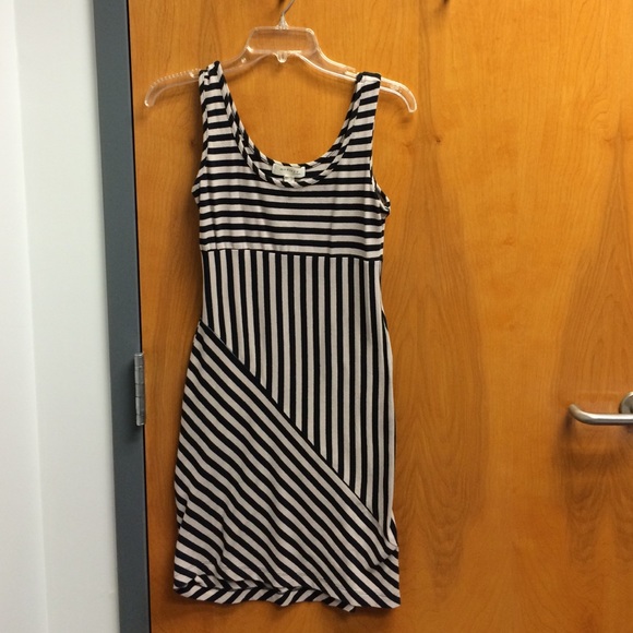 MONTEAU stripped dress - Picture 2 of 4