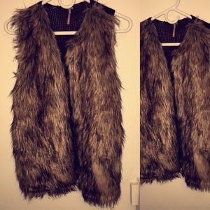 🎉Brown Faux fur vest | SMALL 🎉