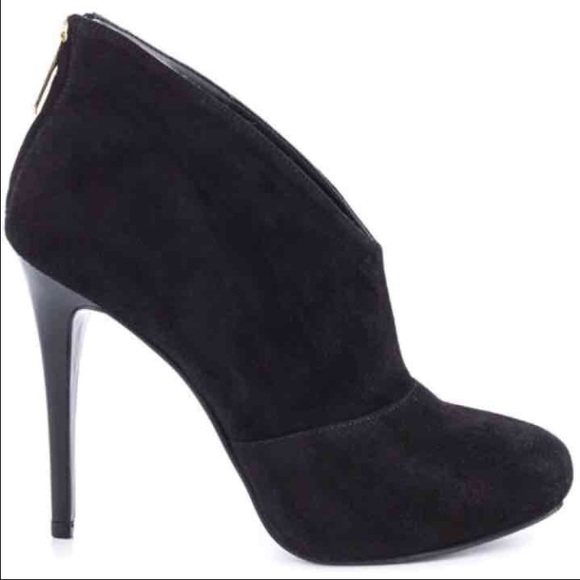 GUESS Suede Black Booties