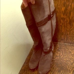 Brown boots