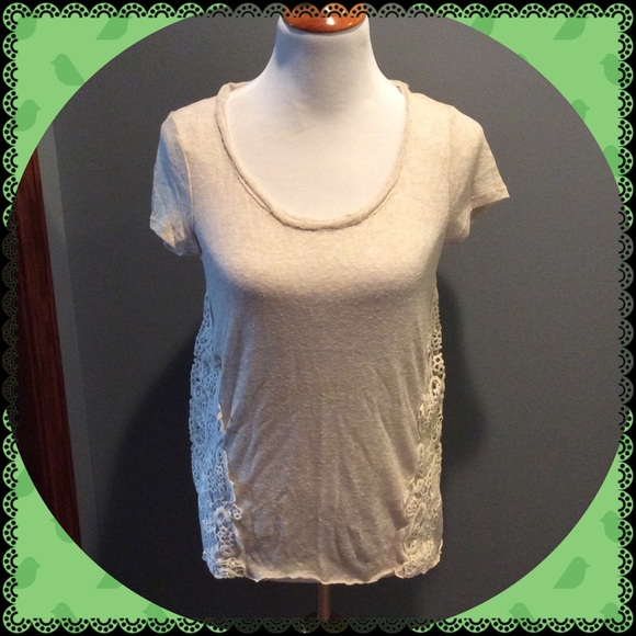 🎈Ivory Buckle Sheer Tee🎈