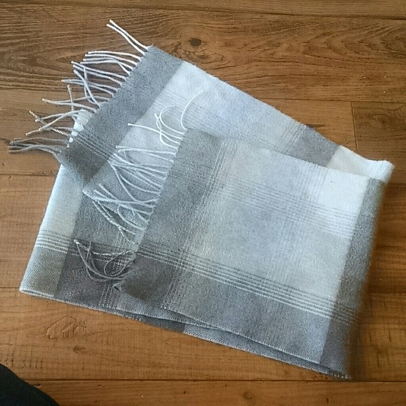 NWOT Charter Club Cashmere Scarf