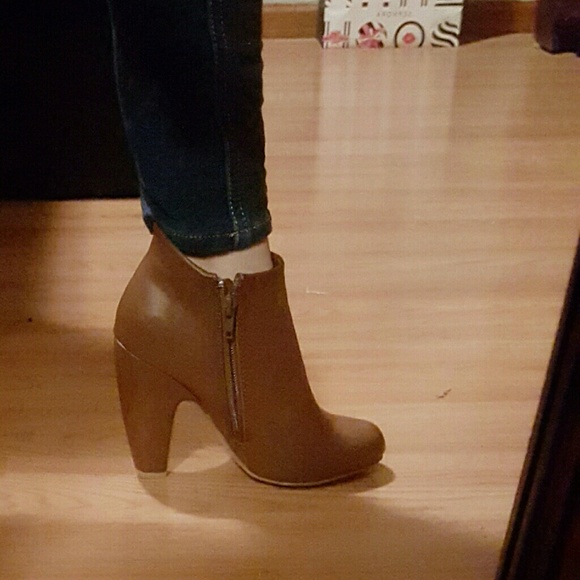 Booties - Picture 3 of 4