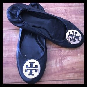 Black Leather With Gold Emblem Reva Ballet Flats
