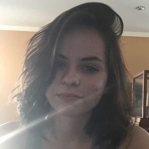 Meet your Posher, Gabriela