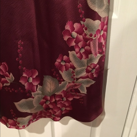 Banana republic silk skirt - Picture 2 of 4