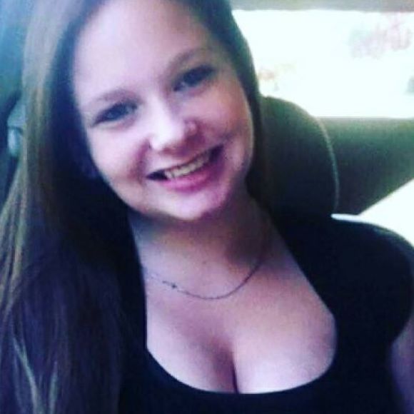 Meet your Posher, Ashley - Picture 1 of 1