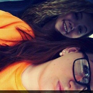 Meet your Posher, Kayla