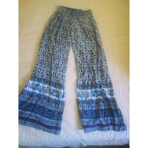 Bundle Raviya Floral Boho Pants & free people top