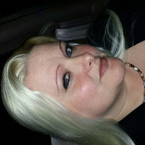 Meet your Posher, Rose