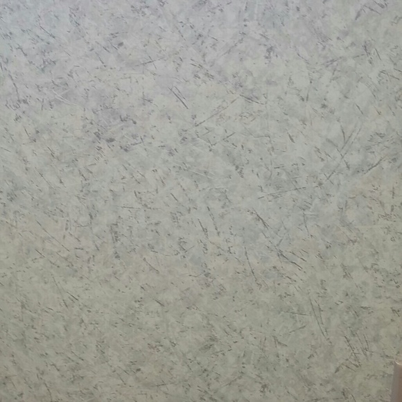 Meet your Posher, Kristin - Picture 2 of 2