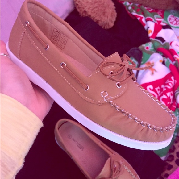 ASY STRIDER SHOES!