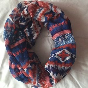 The "Red, white and blue" scarf