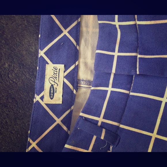 Old Navy Pixie Pant