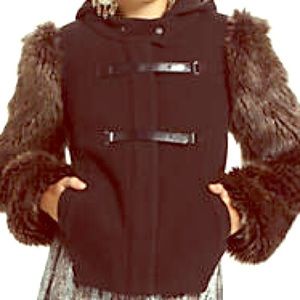 Leifstottir coat