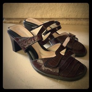 Beautifeel Espresso Medium Heel Sandal