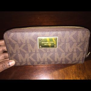 MICHAEL KORS WALLET