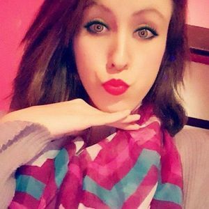 Meet your Posher, Haley