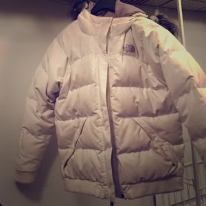 girls L Northface Puffer Coat