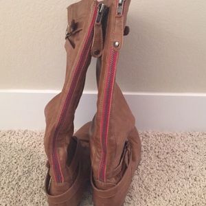 Madden girl red zipper boots