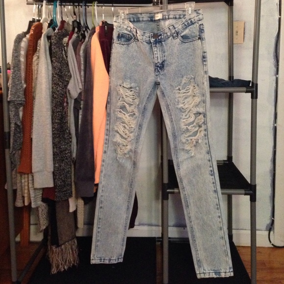 Fit my thighs well, but were loose around my waist