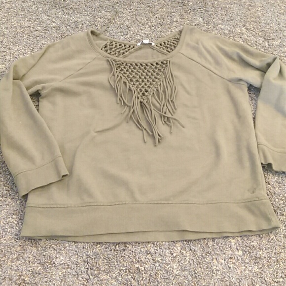 American eagle sweater