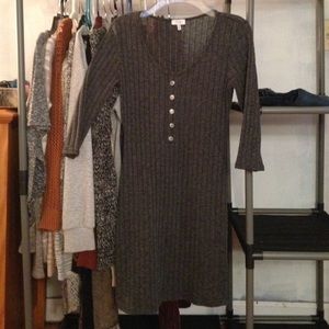 Ribbed gray mini dress