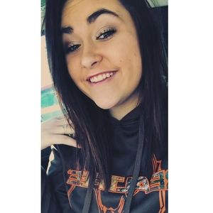 Meet your Posher, Shelley