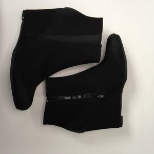 NWT Black ALDO Wedge Boots